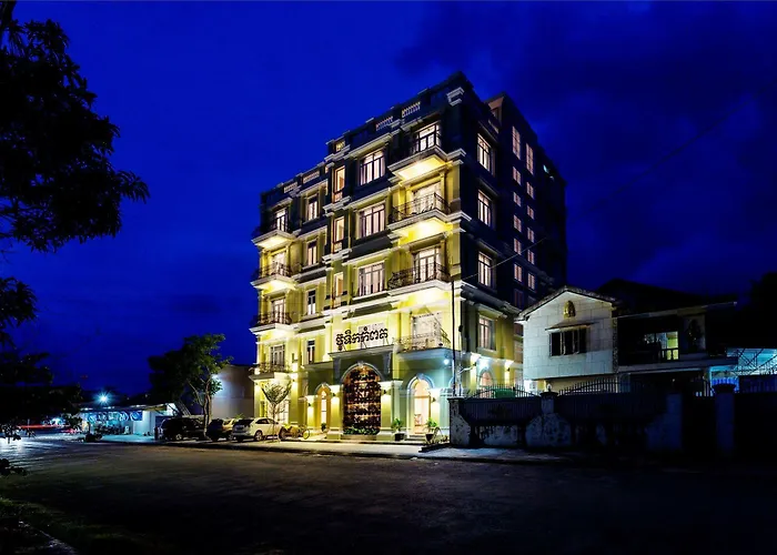 Luxury Hotels in Kampot near Durian Roundabout